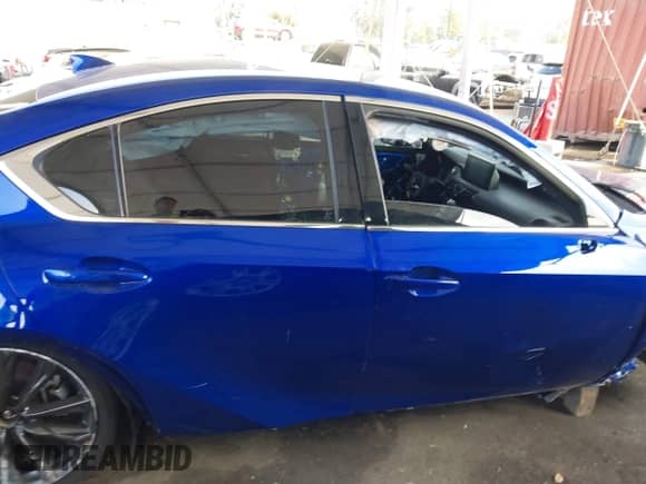 2024 Lexus IS 300 с VIN JTHBA1D26R5132511, выставлен на аукционе IAAI как лот 43319940 с пробегом Не указан миль и . История ставок и продаж доступна на DreamBid. Изображение 13.