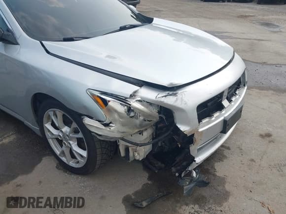 ✅ 2013 Nissan Maxima SV • VIN: 1N4AA5AP5DC820885 • Lot: 43161171. Listed on IAAI with 168,207 mi. Free auction sales archive from the USA and detailed vehicle history report at DreamBid. Image 6.