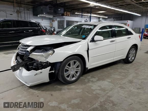 ✅ 2008 Chrysler Sebring • VIN: 1C3LD66M88N136183 • Lot: 53297745. Listed on Copart with 62,270 mi. Free auction sales archive from the USA and detailed vehicle history report at DreamBid. Image 1.