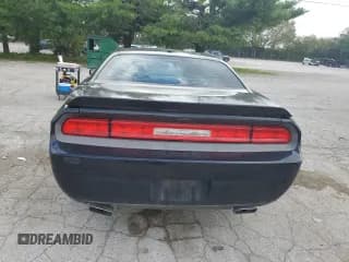 ✅ 2013 Dodge Challenger Rallye Redline • VIN: 2C3CDYAG8DH581829 • Lot: 73799044. Wystawiony na Copart z przebiegiem 163 076 mil. Bezpłatny archiwum sprzedaży aukcyjnych z USA i szczegółowy raport historii pojazdu na DreamBid. Zdjęcie 6.