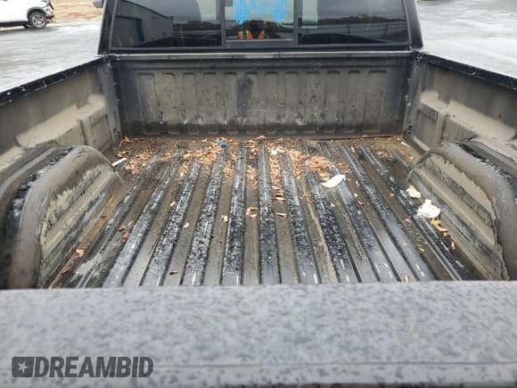 ✅ 2004 Chevrolet Silverado 1500 Work Truck • VIN: 1GCEC14X84Z268421 • Лот: 80115594. Опубликован ранее на Copart с пробегом 255 535 миль. Бесплатный доступ к архиву аукционных продаж из США и подробный отчёт об истории автомобиля на DreamBid. Изображение 10.