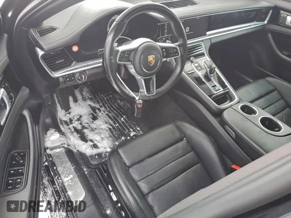 ✅ 2020 Porsche Panamera • VIN: WP0AA2A75LL102132 • Лот: 94001415. Опубликован ранее на Copart с пробегом Не указан. Бесплатный доступ к архиву аукционных продаж из США и подробный отчёт об истории автомобиля на DreamBid. Изображение 8.