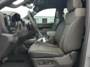 ✅ 2025 Chevrolet Silverado 1500 • VIN: 3GCUKHE80SG133333 • Лот: 66640915. Опубликован ранее на Copart с пробегом 13 203 миль. Бесплатный доступ к архиву аукционных продаж из США и подробный отчёт об истории автомобиля на DreamBid. Изображение 7.