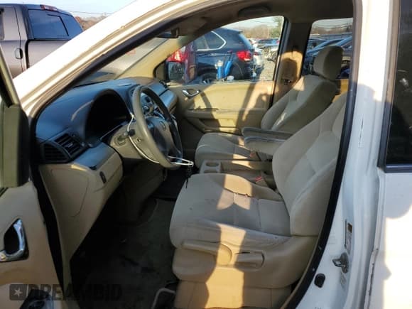 ✅ 2010 Honda Odyssey LX • VIN: 5FNRL3H20AB005028 • Lot: 93243365. Listed on Copart with 196,532 mi. Free auction sales archive from the USA and detailed vehicle history report at DreamBid. Image 7.