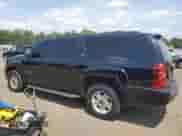 2010 Chevrolet Suburban LT z VIN 1GNUKJE30AR143183, wystawiony jako Copart lot #62062915 z przebiegiem 206 514 mil mil oraz Szkoda całkowita • Salvage title. Historia ofert i sprzedaży dostępna na DreamBid. Obrazek 2.