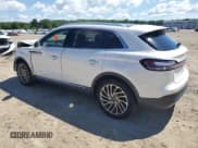 ✅ 2019 Lincoln Nautilus Reserve • VIN: 2LMPJ6LP8KBL40733 • Lot: 58842275. Wystawiony na Copart z przebiegiem 39 690 mil. Bezpłatny archiwum sprzedaży aukcyjnych z USA i szczegółowy raport historii pojazdu na DreamBid. Zdjęcie 2.