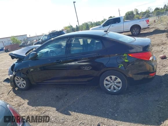 ✅ 2017 Hyundai Accent SE • VIN: KMHCT4AE9HU370563 • Lot: 43320687. Listed on IAAI with 102,041 mi. Free auction sales archive from the USA and detailed vehicle history report at DreamBid. Image 14.