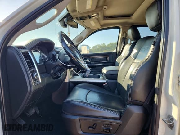 ✅ 2016 Ram 1500 Laramie • VIN: 1C6RR7NM1GS392560 • Лот: 81747995. Опубликован ранее на Copart с пробегом 145 988 миль. Бесплатный доступ к архиву аукционных продаж из США и подробный отчёт об истории автомобиля на DreamBid. Изображение 7.