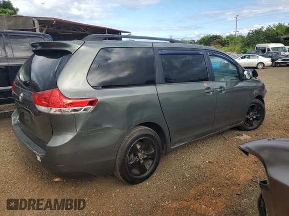 ✅ 2014 Toyota Sienna LE AAS • VIN: 5TDKK3DC1ES448096 • Lot: 92122005. Listed on Copart with 168,521 mi. Free auction sales archive from the USA and detailed vehicle history report at DreamBid. Image 3.