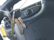 ✅ 1998 Dodge Dakota SLT • VIN: 1B7GG22X2WS519726 • Lot: 42003437. Wystawiony na IAAI z przebiegiem 213 998 mil. Bezpłatny archiwum sprzedaży aukcyjnych z USA i szczegółowy raport historii pojazdu na DreamBid. Zdjęcie 11.