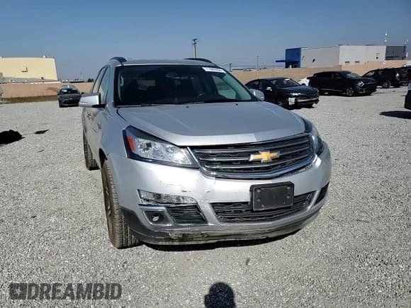 ✅ 2016 Chevrolet Traverse LT • VIN: 1GNKRGKD7GJ347828 • Lot: 71886504. Wystawiony na Copart z przebiegiem 103 237 mil. Bezpłatny archiwum sprzedaży aukcyjnych z USA i szczegółowy raport historii pojazdu na DreamBid. Zdjęcie 12.