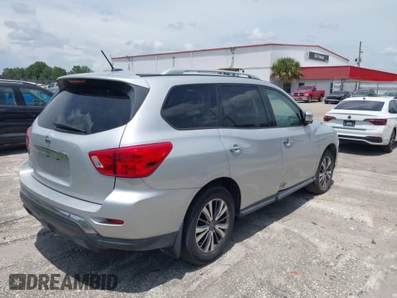 ✅ 2018 Nissan Pathfinder S • VIN: 5N1DR2MN9JC612444 • Lot: 42788716. Listed on IAAI with Not provided. Free auction sales archive from the USA and detailed vehicle history report at DreamBid. Image 4.