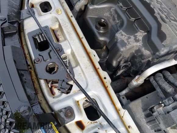 ✅ 2006 Chevrolet Equinox LS • VIN: 2CNDL13F066188027 • Лот: 41428133. Опубликован ранее на IAAI с пробегом 79 406 миль. Бесплатный доступ к архиву аукционных продаж из США и подробный отчёт об истории автомобиля на DreamBid. Изображение 12.