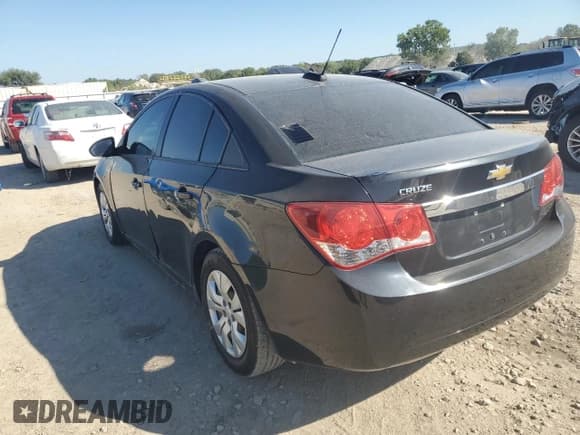 ✅ 2015 Chevrolet Cruze LS • VIN: 1G1PA5SH9F7229023 • Lot: 84458015. Listed on Copart with 163,286 mi. Free auction sales archive from the USA and detailed vehicle history report at DreamBid. Image 2.