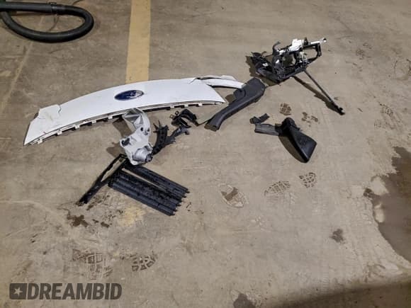 ✅ 2021 Ford Escape SE • VIN: 1FMCU9G67MUA74252 • Lot: 94546315. Listed on Copart with 47,750 mi. Free auction sales archive from the USA and detailed vehicle history report at DreamBid. Image 13.