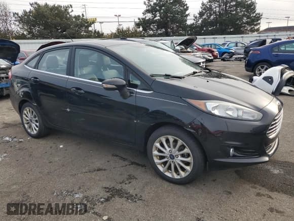 ✅ 2018 Ford Fiesta Titanium • VIN: 3FADP4CJ7JM133707 • Lot: 84926324. Listed on Copart with 73,972 mi. Free auction sales archive from the USA and detailed vehicle history report at DreamBid. Image 4.