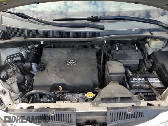 ✅ 2015 Toyota Sienna LE • VIN: 5TDKK3DC7FS649616 • Lot: 85141355. Listed on Copart with 122,339 mi. Free auction sales archive from the USA and detailed vehicle history report at DreamBid. Image 11.