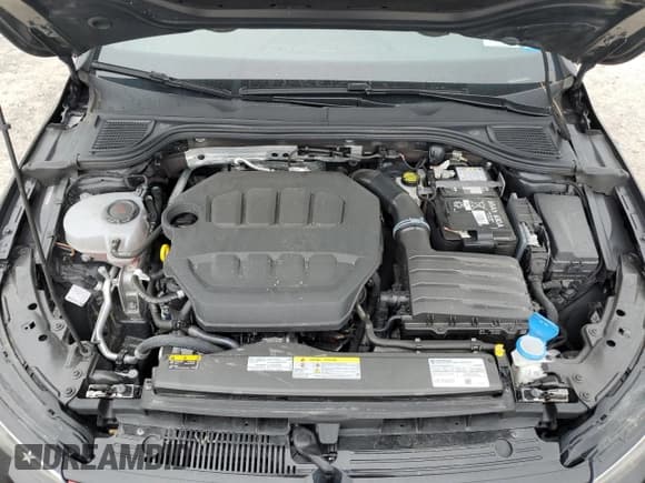 ✅ 2024 Volkswagen Golf GTI S • VIN: WVWGA7CD1RW133069 • Lot: 58450145. Listed on Copart with 15,030 mi. Free auction sales archive from the USA and detailed vehicle history report at DreamBid. Image 12.