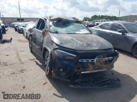 ✅ 2025 Mercedes-Benz GLA 250 • VIN: W1N4N4GB5SJ671011 • Lot: 42442204. Wystawiony na IAAI z przebiegiem 7 229 mil. Bezpłatny archiwum sprzedaży aukcyjnych z USA i szczegółowy raport historii pojazdu na DreamBid. Zdjęcie 1.