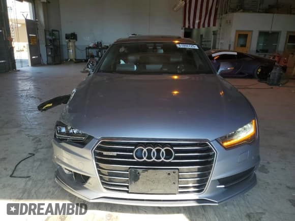 ✅ 2017 Audi A7 Premium Plus • VIN: WAUW2AFCXHN050248 • Lot: 81092725. Listed on Copart with 98,443 mi. Free auction sales archive from the USA and detailed vehicle history report at DreamBid. Image 5.