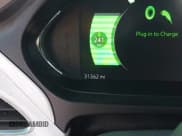 ✅ 2018 Chevrolet Bolt EV Premier • VIN: 1G1FX6S09J4133218 • Lot: 41739162. Wystawiony na IAAI z przebiegiem 31 362 mil. Bezpłatny archiwum sprzedaży aukcyjnych z USA i szczegółowy raport historii pojazdu na DreamBid. Zdjęcie 7.