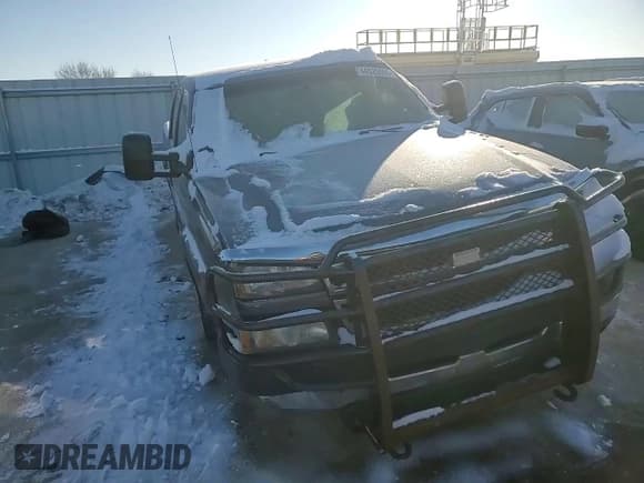 ✅ 2006 Chevrolet Silverado 2500HD LT1 • VIN: 1GCHK23D46F220156 • Lot: 44525555. Wystawiony na Copart z przebiegiem Nie podano. Bezpłatny archiwum sprzedaży aukcyjnych z USA i szczegółowy raport historii pojazdu na DreamBid. Zdjęcie 10.