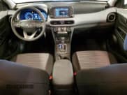 ✅ 2021 Hyundai Kona SE • VIN: KM8K12AA4MU662165 • Лот: 41642464. Опубликован ранее на Copart с пробегом 37 939 миль. Бесплатный доступ к архиву аукционных продаж из США и подробный отчёт об истории автомобиля на DreamBid. Изображение 8.