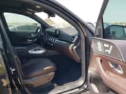 ✅ 2022 Mercedes-Benz GLS 450 • VIN: 4JGFF5KE7NA687540 • Lot: 41877652. Wystawiony na IAAI z przebiegiem 31 903 mil. Bezpłatny archiwum sprzedaży aukcyjnych z USA i szczegółowy raport historii pojazdu na DreamBid. Zdjęcie 5.