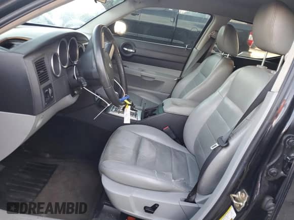 ✅ 2006 Dodge Charger R/T • VIN: 2B3KA53H86H339650 • Лот: 63409594. Размещён на Copart с пробегом 249 223 миль миль. Получите бесплатный доступ к архиву аукционных продаж из США и посмотрите подробный отчёт об истории автомобиля на DreamBid. Изображение 7.