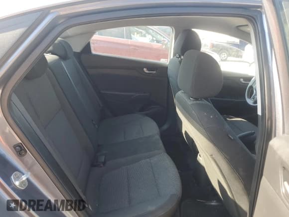 ✅ 2020 Hyundai Accent SE • VIN: 3KPC24A63LE099586 • Lot: 68668644. Listed on Copart with 107,555 mi. Free auction sales archive from the USA and detailed vehicle history report at DreamBid. Image 10.