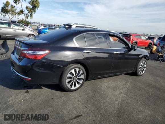 ✅ 2017 Honda Accord EX-L • VIN: JHMCR6F54HC016171 • Lot: 91826895. Wystawiony na Copart z przebiegiem 179 732 mil. Bezpłatny archiwum sprzedaży aukcyjnych z USA i szczegółowy raport historii pojazdu na DreamBid. Zdjęcie 3.