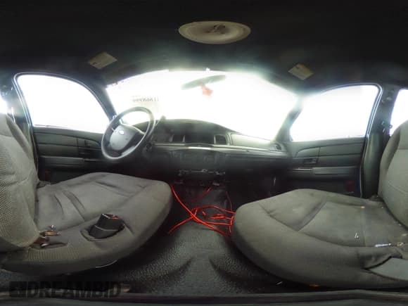 ✅ 2007 Ford Police Interceptor • VIN: 2FAFP71W67X162041 • Lot: 41868999. Listed on IAAI with 170,000 mi. Free auction sales archive from the USA and detailed vehicle history report at DreamBid. Image 18.