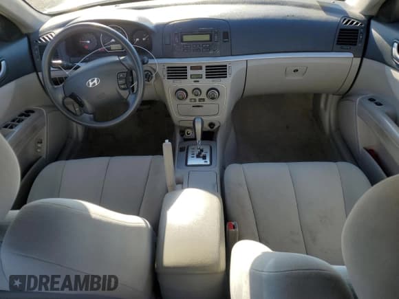 ✅ 2008 Hyundai Sonata GLS • VIN: 5NPET46C78H398067 • Лот: 86649404. Опубликован ранее на Copart с пробегом 151 381 миль. Бесплатный доступ к архиву аукционных продаж из США и подробный отчёт об истории автомобиля на DreamBid. Изображение 8.