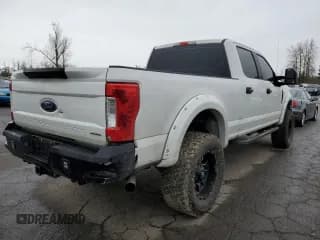 ✅ 2017 Ford F-350 Platinum • VIN: 1FT8W3B65HEF02344 • Лот: 44187204. Опубликован ранее на Copart с пробегом 74 711 миль. Бесплатный доступ к архиву аукционных продаж из США и подробный отчёт об истории автомобиля на DreamBid. Изображение 3.