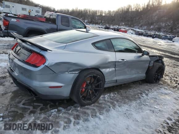 2020 Ford Mustang Shelby GT500 z VIN 1FA6P8SJ6L5502969, wystawiony jako Copart lot #46225115 z przebiegiem 12 678 mil mil oraz Szkoda całkowita • Salvage title. Historia ofert i sprzedaży dostępna na DreamBid. Obrazek 3.