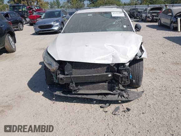 ✅ 2020 Kia Forte GT • VIN: 3KPF44AC7LE229608 • Lot: 43247189. Wystawiony na IAAI z przebiegiem 86 702 mil. Bezpłatny archiwum sprzedaży aukcyjnych z USA i szczegółowy raport historii pojazdu na DreamBid. Zdjęcie 6.