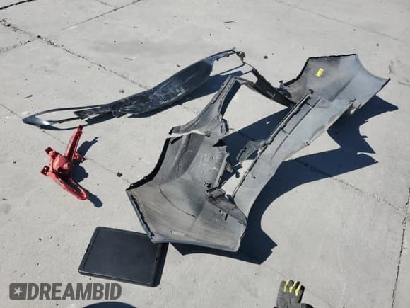 ✅ 2020 Hyundai Elantra SEL • VIN: 5NPD84LF6LH564714 • Lot: 80863255. Listed on Copart with 94,576 mi. Free auction sales archive from the USA and detailed vehicle history report at DreamBid. Image 12.