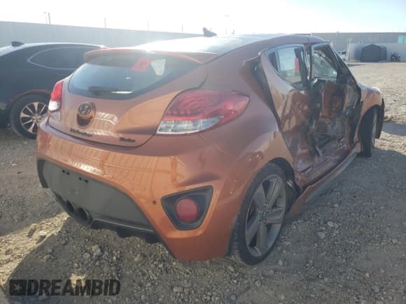 ✅ 2013 Hyundai Veloster Turbo • VIN: KMHTC6AE3DU163625 • Lot: 65197182. Wystawiony na Copart z przebiegiem Nie podano. Bezpłatny archiwum sprzedaży aukcyjnych z USA i szczegółowy raport historii pojazdu na DreamBid. Zdjęcie 4.