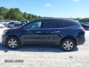 ✅ 2015 Chevrolet Traverse LT • VIN: 1GNKVHKD1FJ378329 • Lot: 43296873. Wystawiony na IAAI z przebiegiem 192 273 mil. Bezpłatny archiwum sprzedaży aukcyjnych z USA i szczegółowy raport historii pojazdu na DreamBid. Zdjęcie 14.
