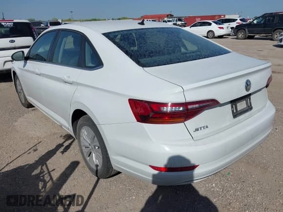 ✅ 2019 Volkswagen Jetta S • VIN: 3VWC57BU9KM105334 • Lot: 42051206. Listed on IAAI with 103,184 mi. Free auction sales archive from the USA and detailed vehicle history report at DreamBid. Image 3.