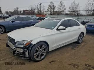 ✅ 2018 Mercedes-Benz C 300 • VIN: 55SWF4JB3JU265027 • Lot: 93170035. Wystawiony na Copart z przebiegiem 73 572 mil. Bezpłatny archiwum sprzedaży aukcyjnych z USA i szczegółowy raport historii pojazdu na DreamBid. Zdjęcie 1.