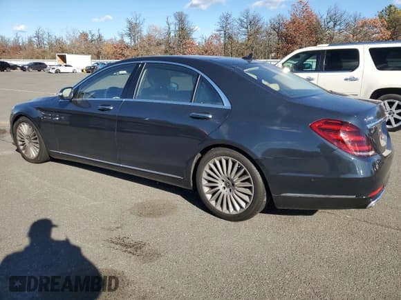✅ 2020 Mercedes-Benz S 560 • VIN: W1KUG8GB1LA553148 • Lot: 90839965. Wystawiony na Copart z przebiegiem 30 870 mil. Bezpłatny archiwum sprzedaży aukcyjnych z USA i szczegółowy raport historii pojazdu na DreamBid. Zdjęcie 2.