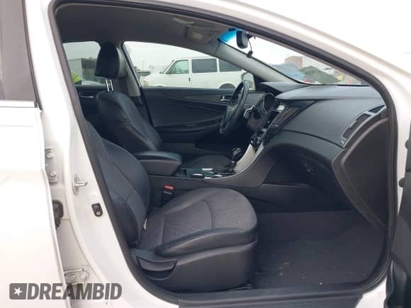 2011 Hyundai Sonata Limited with VIN 5NPEC4ACXBH044350, listed as a IAAI auction lot 43504539 with 253,786 mi miles and . Bid and sale history available at DreamBid. Image 5.