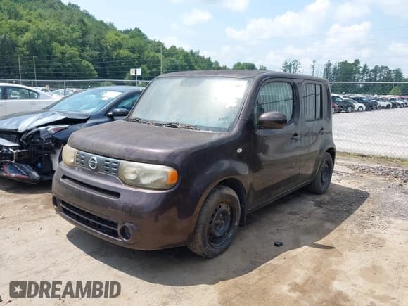 ✅ 2009 Nissan Cube S • VIN: JN8AZ28R09T127470 • Lot: 42837003. Wystawiony na IAAI z przebiegiem 157 118 mil. Bezpłatny archiwum sprzedaży aukcyjnych z USA i szczegółowy raport historii pojazdu na DreamBid. Zdjęcie 2.