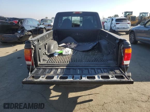 ✅ 1998 Ford Ranger XL • VIN: 1FTYR14C7WPA73739 • Lot: 88360125. Listed on Copart with 130,494 mi. Free auction sales archive from the USA and detailed vehicle history report at DreamBid. Image 10.