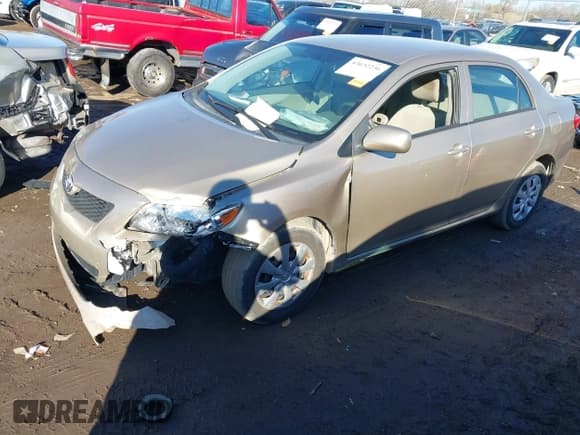 ✅ 2010 Toyota Corolla LE • VIN: 2T1BU4EEXAC274340 • Lot: 43632236. Listed on IAAI with 98,715 mi. Free auction sales archive from the USA and detailed vehicle history report at DreamBid. Image 2.