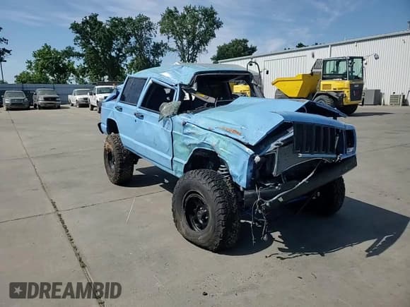 ✅ 1997 Jeep Cherokee SE • VIN: 1J4FJ28S2VL529958 • Lot: 58096255. Wystawiony na Copart z przebiegiem Nie podano. Bezpłatny archiwum sprzedaży aukcyjnych z USA i szczegółowy raport historii pojazdu na DreamBid. Zdjęcie 13.