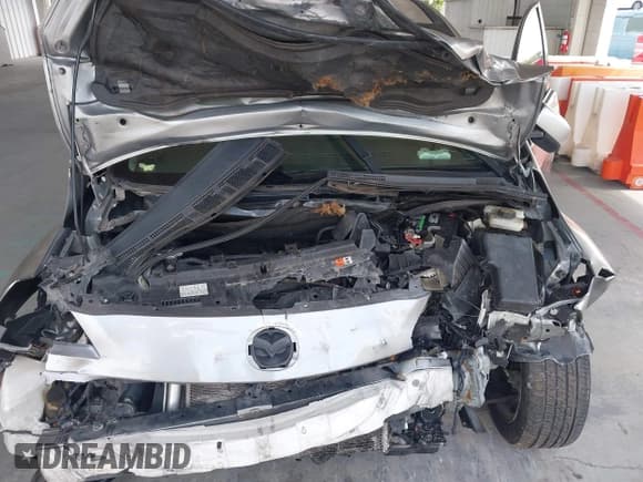 ✅ 2012 Mazda 5 Touring • VIN: JM1CW2CLXC0100950 • Lot: 42648466. Listed on IAAI with 276,752 mi. Free auction sales archive from the USA and detailed vehicle history report at DreamBid. Image 10.