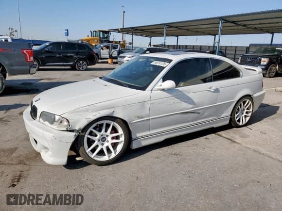 ✅ 2002 BMW 3 Series 325Ci • VIN: WBABN334X2PG55206 • Lot: 64010135. Listed on Copart with 104,368 mi. Free auction sales archive from the USA and detailed vehicle history report at DreamBid. Image 1.