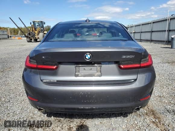 2019 BMW 3 Series 330i xDrive z VIN WBA5R7C52KAJ86419, wystawiony jako Copart lot #85874055 z przebiegiem 149 951 mil mil oraz Szkoda całkowita • Salvage title. Historia ofert i sprzedaży dostępna na DreamBid. Obrazek 6.